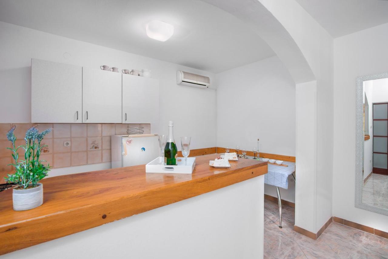 Apartment Palma Pula Buitenkant foto