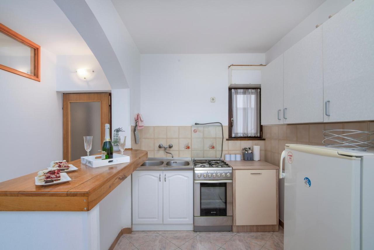 Apartment Palma Pula Buitenkant foto